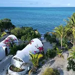 Zanziblue Waves Beach Resort