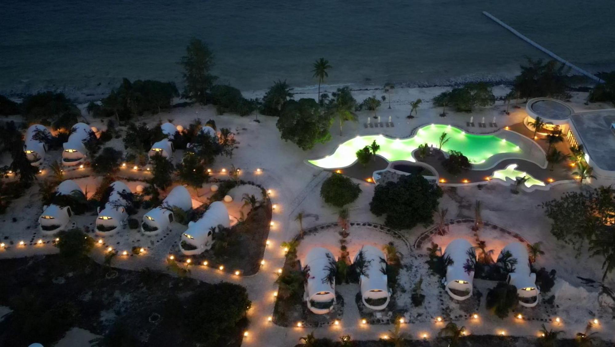 Zanziblue Waves 4*